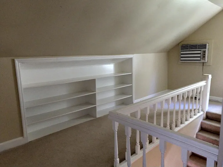 3536 Linwood Ave — Photo 8