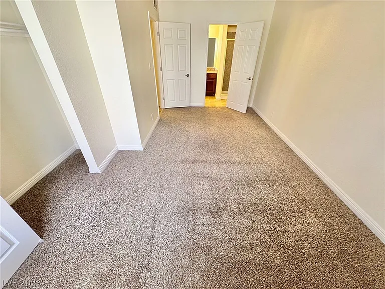 5422 River Glen Dr #377 — Photo 18