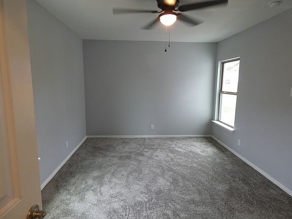 5th image of 1117 N Carrizo St