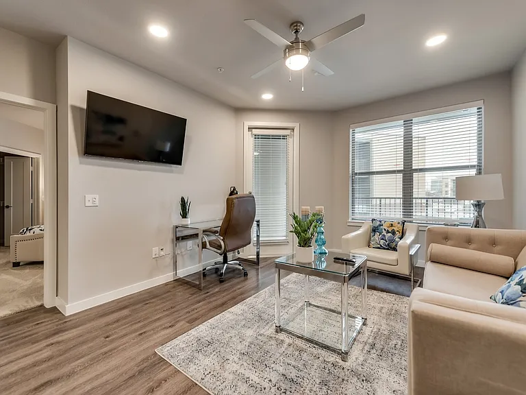 McKinney Place Dr — Photo 2