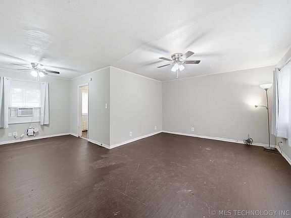 5th image of 503 E 22nd St