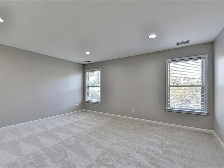 4805 Shelbourne Dr — Photo 57