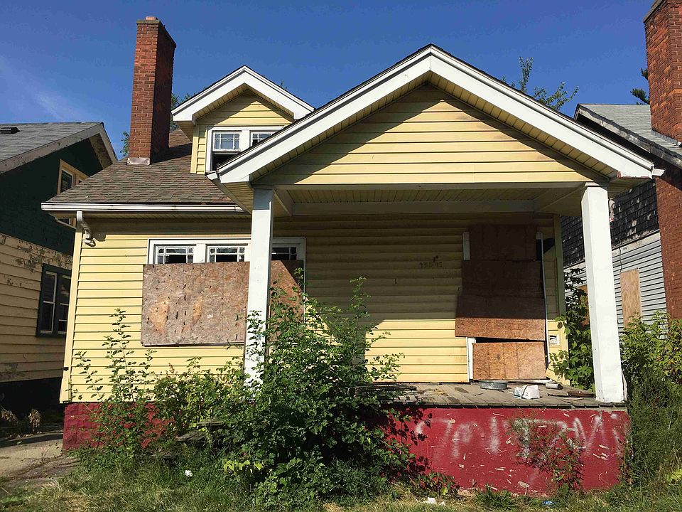 13587 Cloverlawn