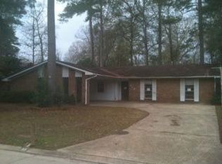 113 Wildwood Dr, Pineville, LA 71360