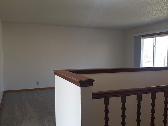 3rd image of 5909 Elkcrest Dr