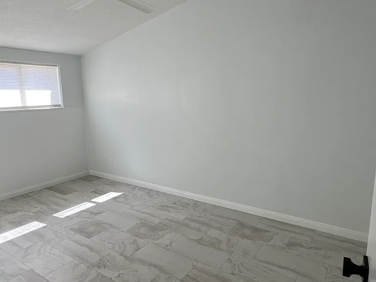 3465 Marathon Dr — Photo 12