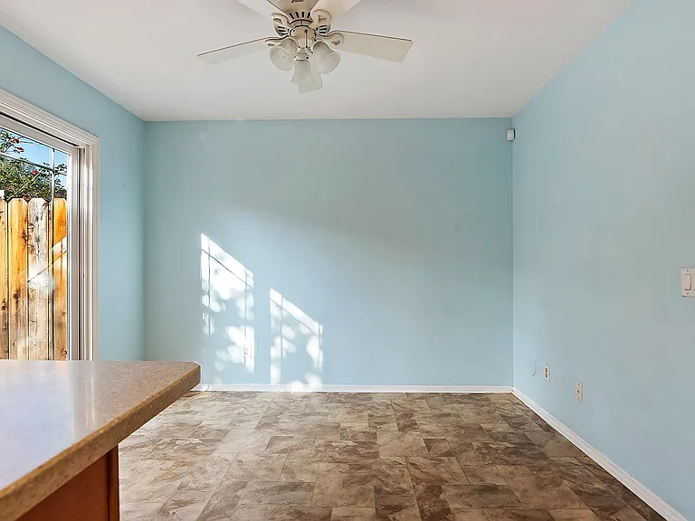 8707 Cedros Ave #7 — Photo 9