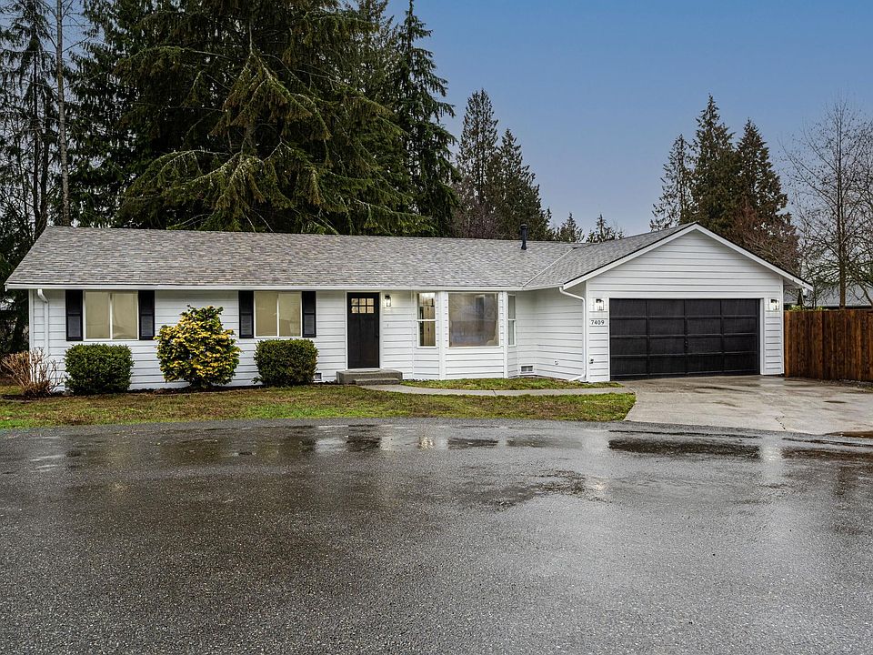 1st image of 7409 50th Pl NE