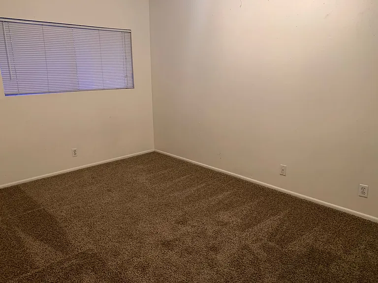 286 W Palomino Dr #115 — Photo 7
