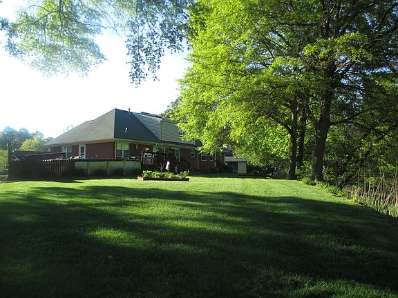 3rd image of 4800 Peace Way