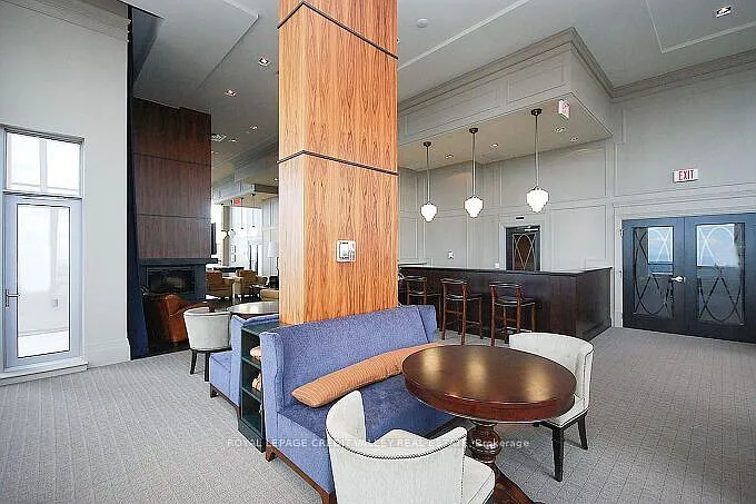 One Park Tower — Photo 3