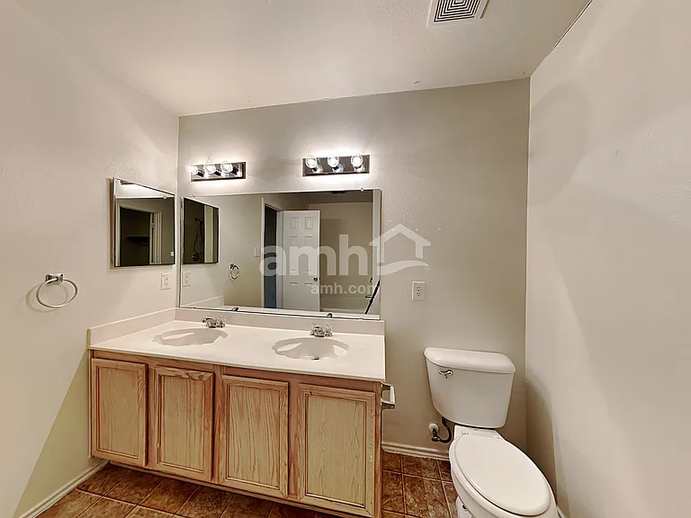 12657 Drexel St — Photo 15