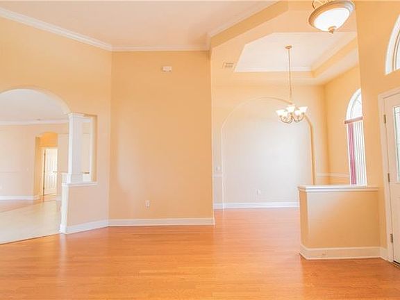 3rd image of 2996 Vintage View Cir