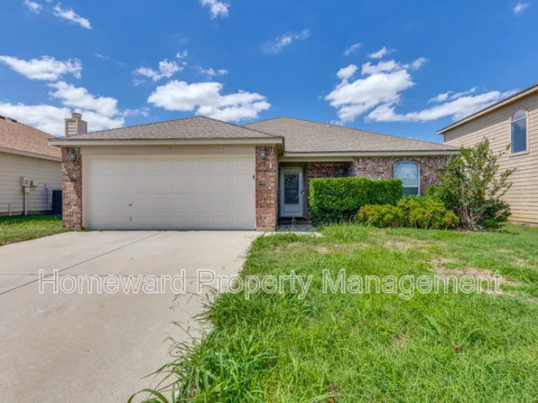 900 San Felipe Trl, Haslet, TX 76052