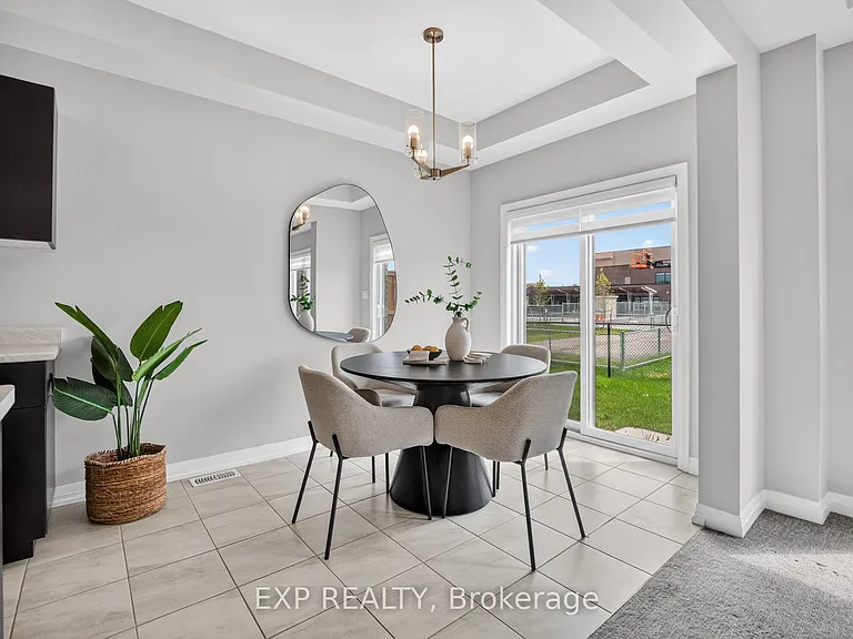 7372 Marvel Dr — Photo 9