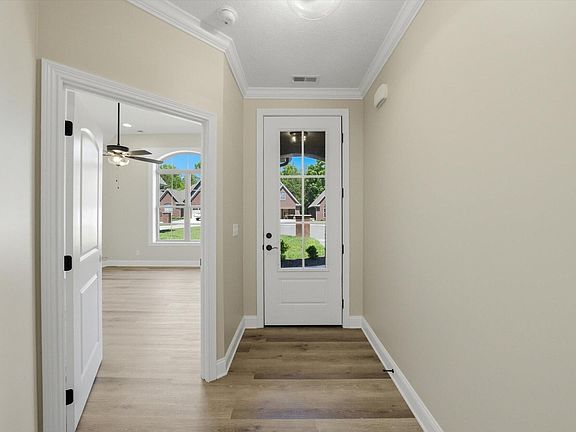 5th image of 224 Lake View Point