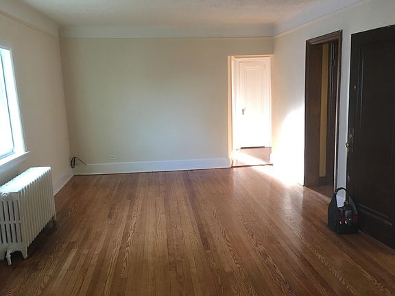 5th image of 33 Hart Ave APT 2