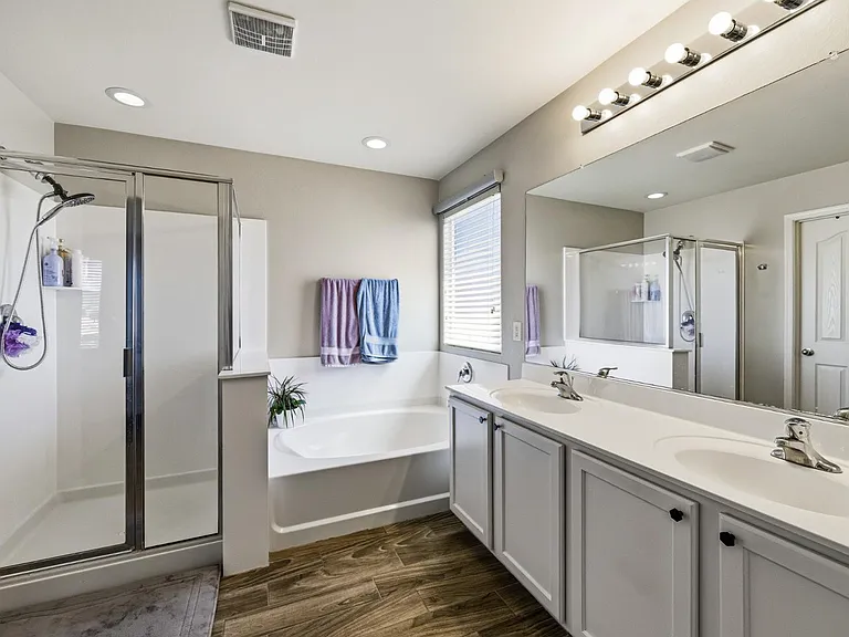 2220 E Flintlock Dr — Photo 17