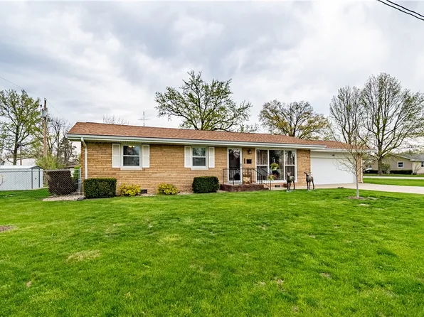 605 W North 9th St, Shelbyville, IL 62565