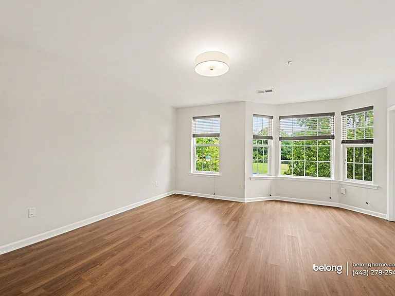 11880 Little Seneca Pkwy — Photo 9