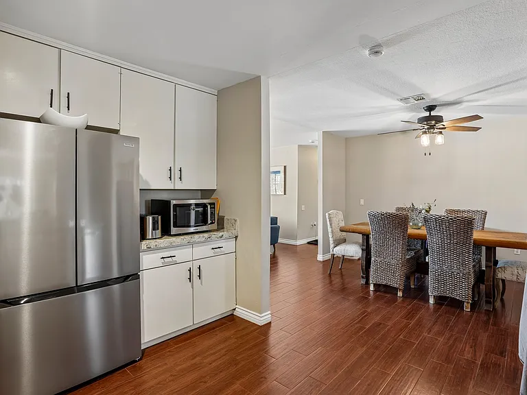 43435 Illinois Ave — Photo 8