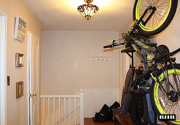 2nd image of 2054 E 54th St #123E