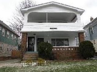 937 Helmsdale Rd, Cleveland Heights, OH 44112