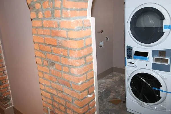 Rented by Evergreen Apartments BK | media 78