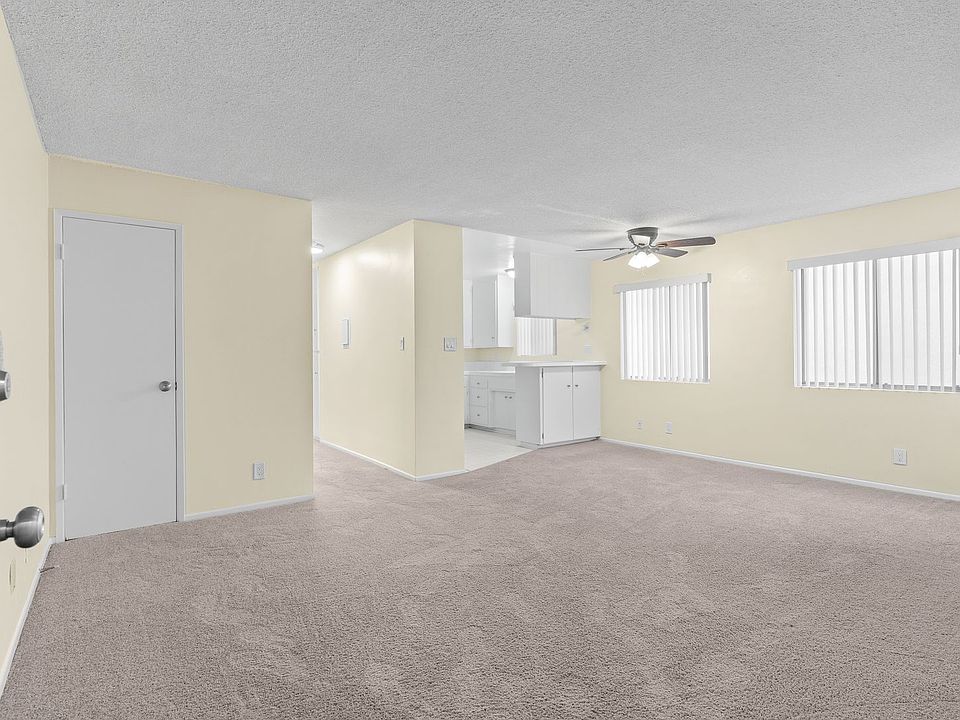 1st image of 1030 Grand Ave APT 4