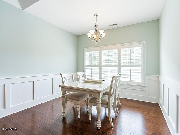4th image of 797 Liberty Landing Way