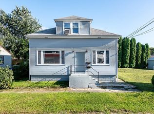 5 Pomham St, Cranston, RI 02910