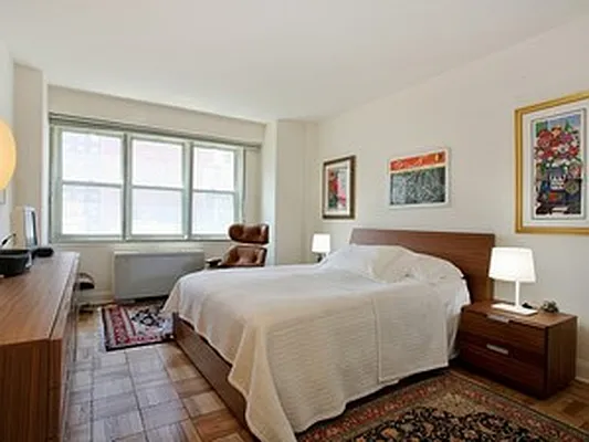 Sold by Corcoran | media 3
