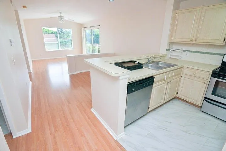 1845 Palm Cove Blvd — Photo 2