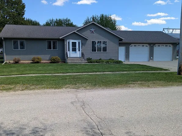 207 N School St, Saint Ansgar, IA 50472