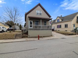 1537 Martin Ave, Sheboygan, WI 53083