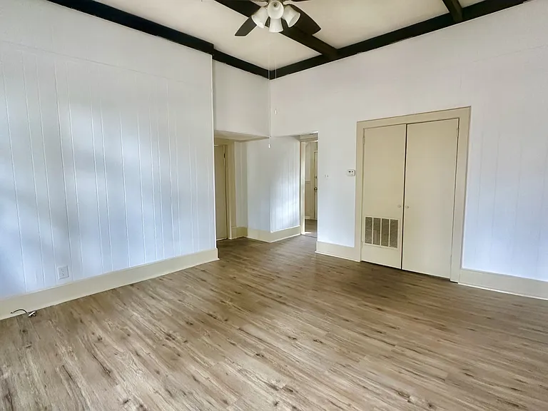 501 W Gordon St #2 — Photo 8