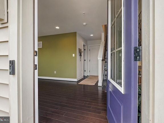 3rd image of 22828 Cabin Branch Ave