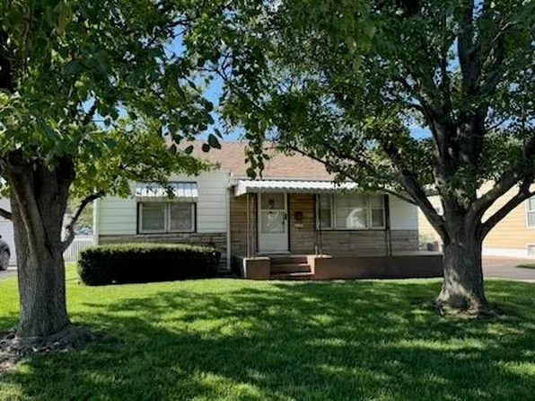 2105 26th St, Great Bend, KS 67530