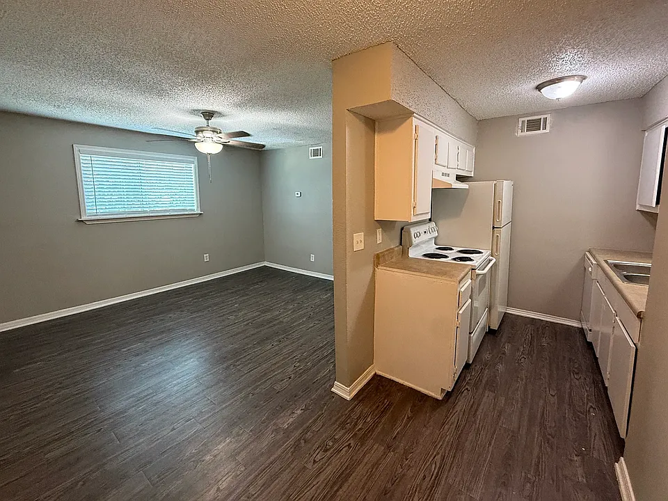 Parmele Park Apartments