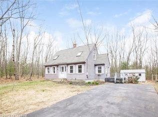 16 Littlefield Dr, Kennebunk, ME 04043