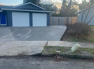 885 SE Lambert Cir #885, Gresham, OR 97080