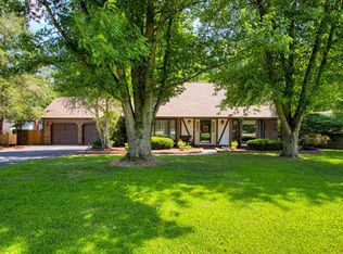 2021 N Red Bank Rd, Evansville, IN 47720