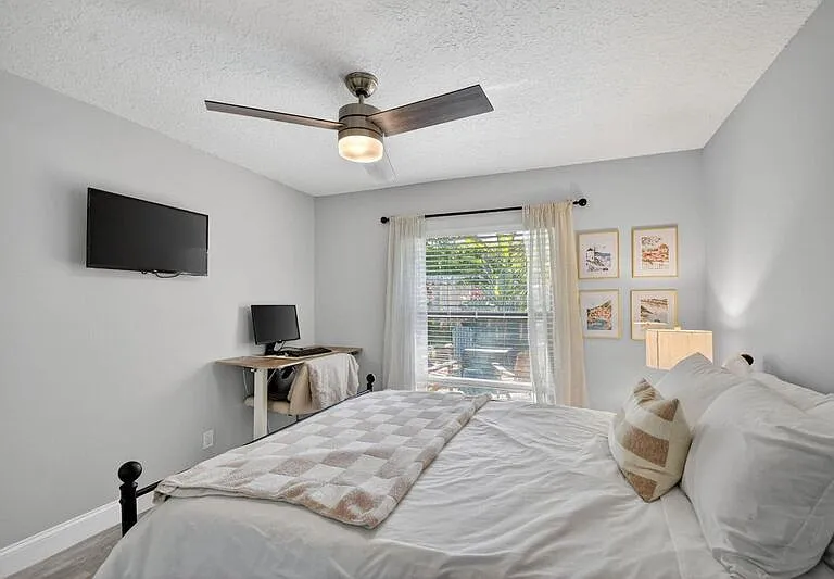 1630 NW 22nd Ave — Photo 32