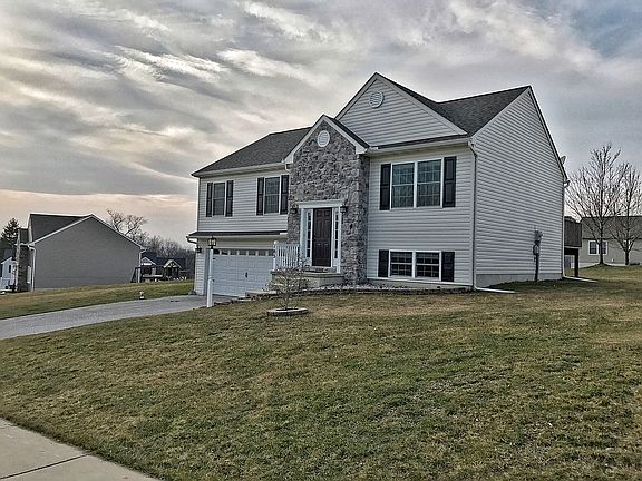2nd image of 165 Bryn Way