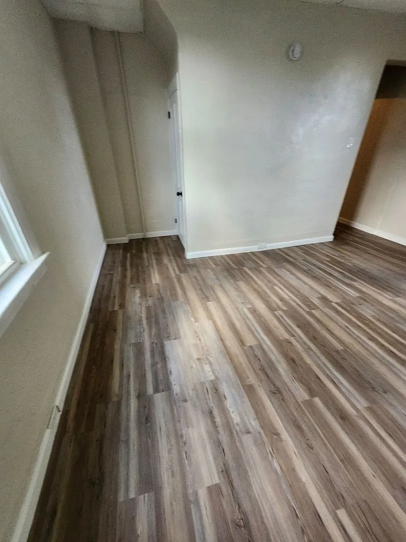 3 bed, 1250 sqft, $1,507 — Photo 3