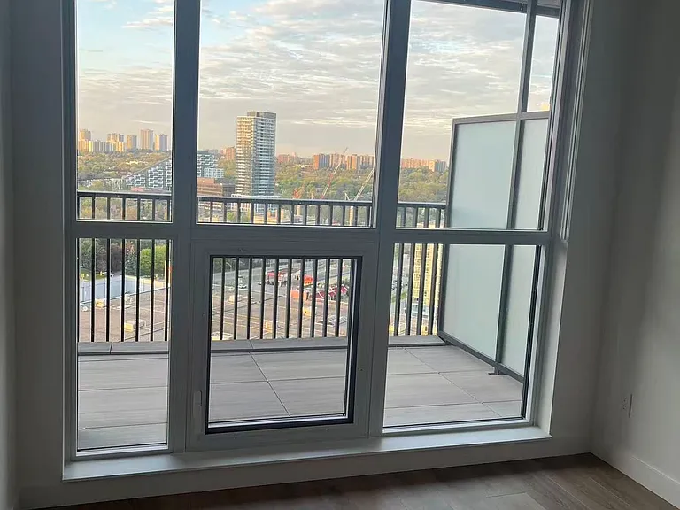 18 Esther Shiner Blvd #1808 — Photo 10