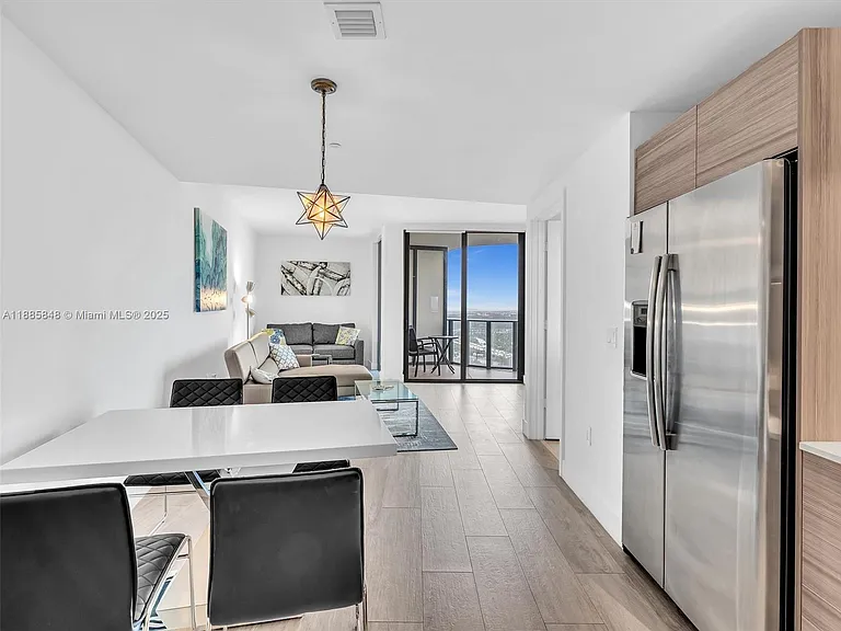 121 NE 34th St #3114 — Photo 10