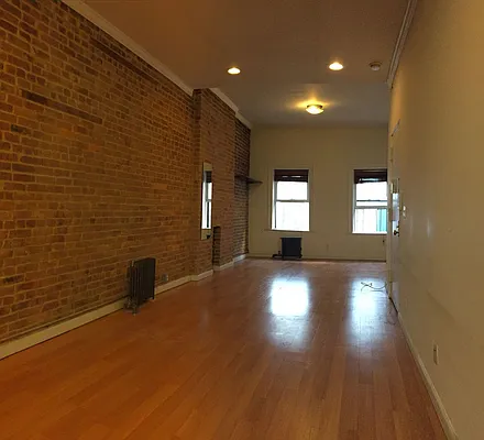 Rented by At Home Realty NY LLC | media 14