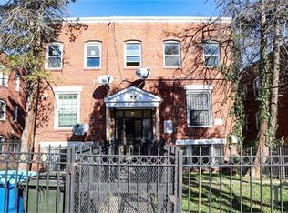 3060 30th St SE APT 6, Washington, DC 20020