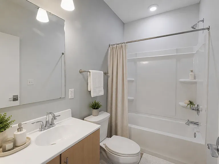 River Rock Apartments — Photo 7